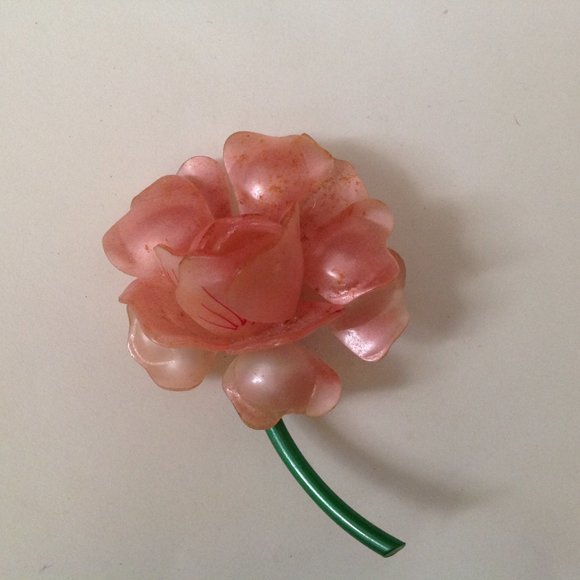**SALE** Vintage Celluloid Pearlescent Flower Brooch - Picture 1 of 6